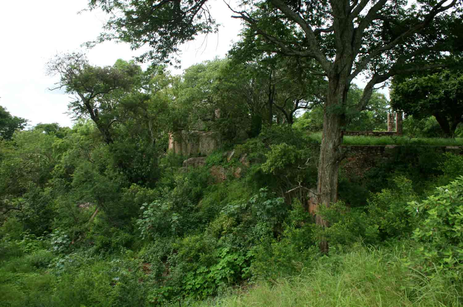 Old pavilion near the dam wall.