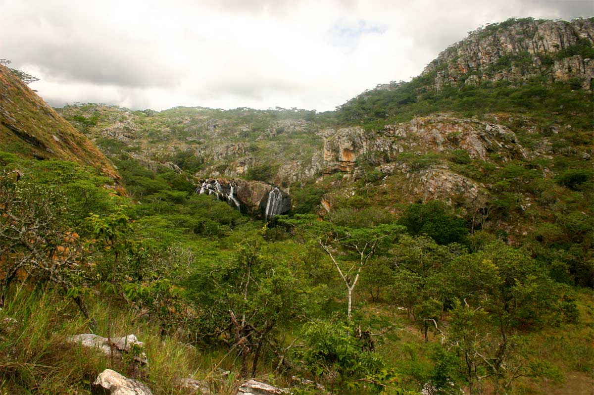 View towards Muhohwa Falls and the foothills of the Chimanimanis