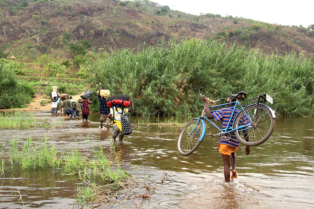 Crossing the Musapa River towards Zomba