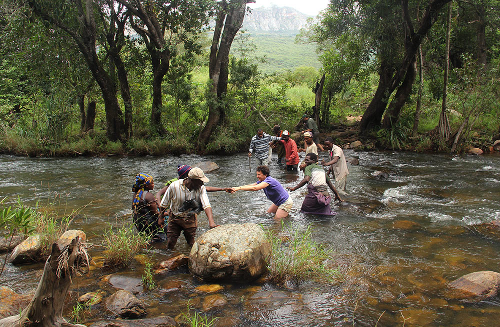 Crossing the Mussapa River